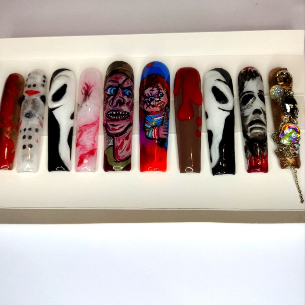 Press on nails killer edition